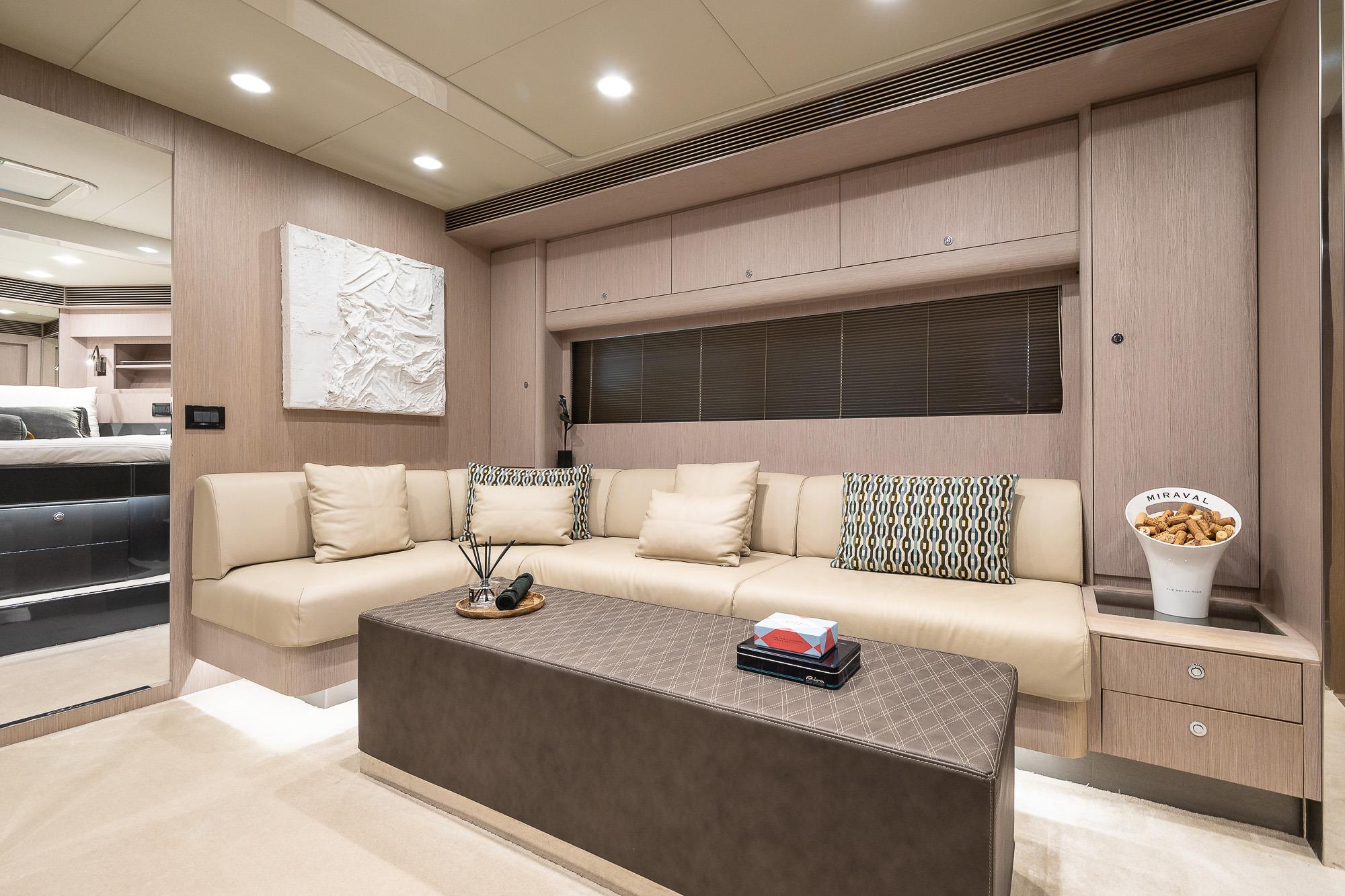 2013 RIVA 63' VIRTUS 